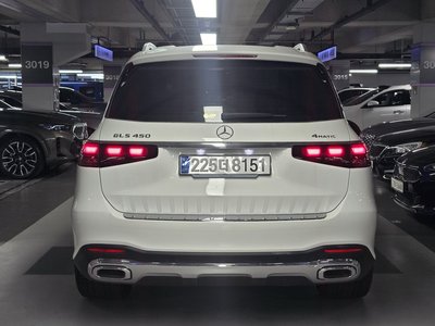 2025 Mercedes-BENZ GLS — фото 3