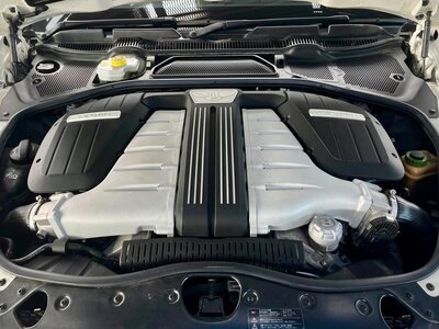 BENTLEY FLYING SPUR - 5