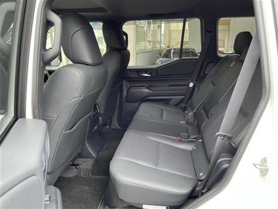 صورة مصغرة 28 لـ 2025 Toyota LAND CRUISER 250