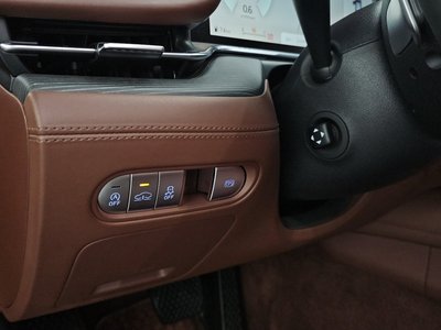 صورة مصغرة 27 لـ 2022 Genesis G90 (RS4)