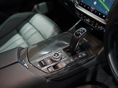 صورة 41 لـ 2022 Maserati LEVANTE