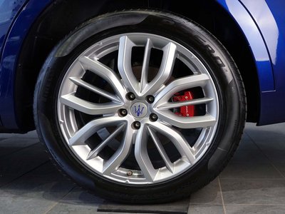 صورة 19 لـ 2022 Maserati LEVANTE