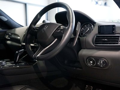 صورة 29 لـ 2022 Maserati LEVANTE