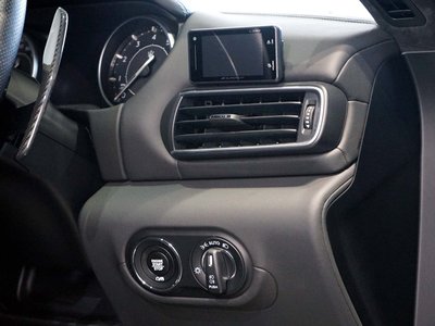 صورة 25 لـ 2022 Maserati LEVANTE