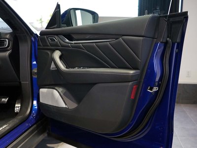 صورة 26 لـ 2022 Maserati LEVANTE