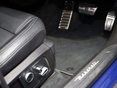 صورة 27 لـ 2022 Maserati LEVANTE