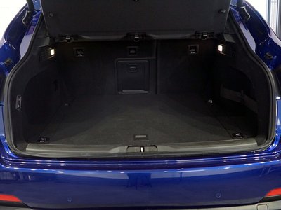 صورة 63 لـ 2022 Maserati LEVANTE