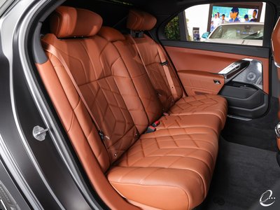 BMW 7 SERIES - 5