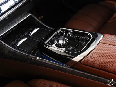 BMW 7 SERIES - 10