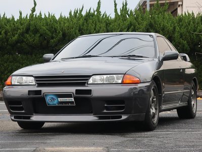 NISSAN SKYLINE GT-R