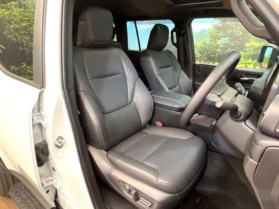 TOYOTA LAND CRUISER 250 - 8