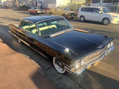 CADILLAC FLEETWOOD - 6