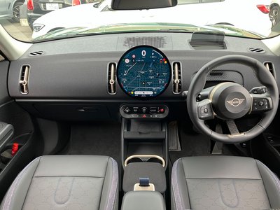 MINI MINI COUNTRYMAN - 5