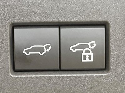 TOYOTA CROWN SPORT - 4