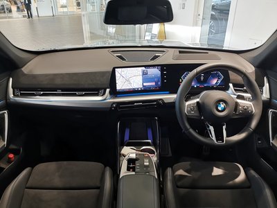 2026 BMW X1 photo 2