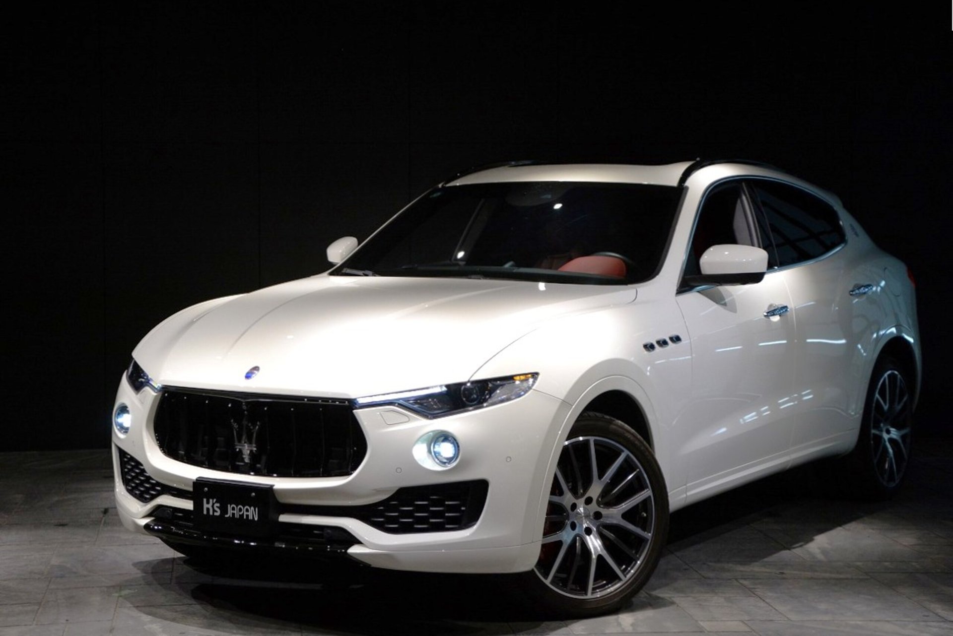 MASERATI LEVANTE - View 1