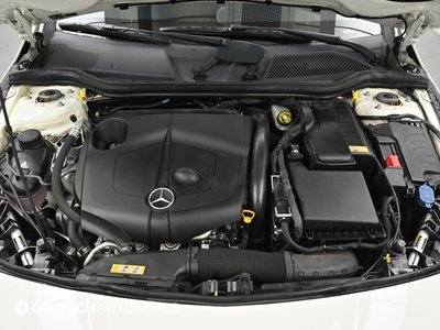 MERCEDES-BENZ CLA - 7