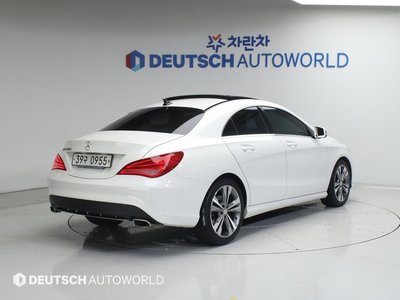 MERCEDES-BENZ CLA - 4