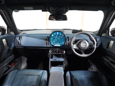 2024 MINI COOPER COUNTRYMAN photo 4