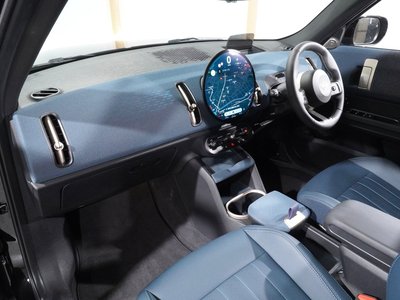 2024 MINI COOPER COUNTRYMAN photo 16