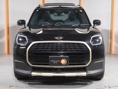 2024 MINI COOPER COUNTRYMAN photo 9