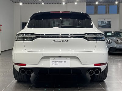 PORSCHE MACAN - 7