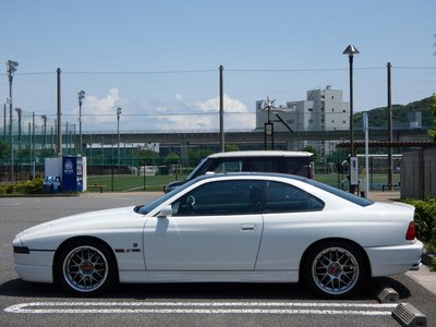 BMW 8 SERIES - 2