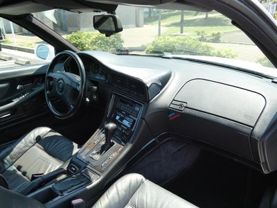 BMW 8 SERIES - 10