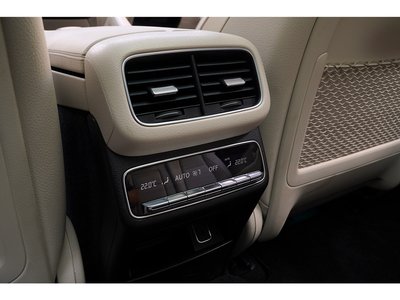 2021 Mercedes-BENZ GLS thumbnail 43