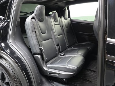 2019 Tesla MODEL X — миниатюра 19