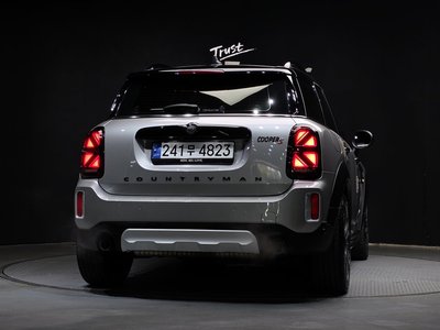 MINI COUNTRYMAN - 3