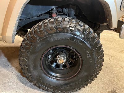 TOYOTA LAND CRUISER 60 - 8