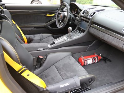 2016 Porsche CAYMAN 缩略图 30