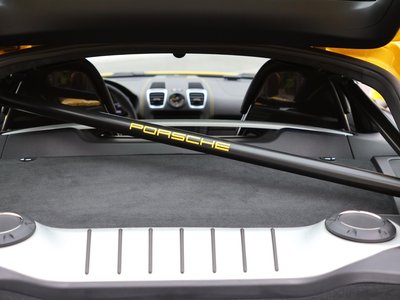 صورة 6 لـ 2016 Porsche CAYMAN
