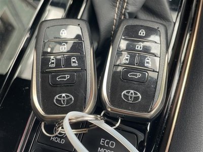صورة 7 لـ 2024 Toyota ALPHARD
