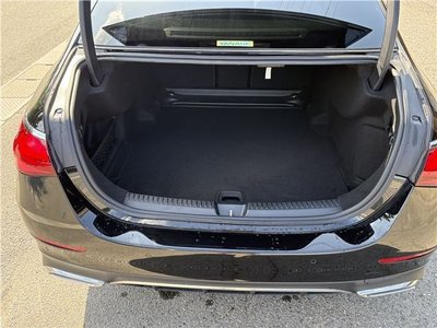 MERCEDES-BENZ E-CLASS - 10