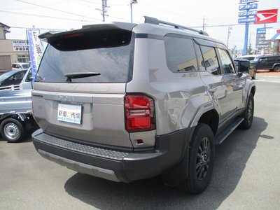 TOYOTA LAND CRUISER 250 - 5