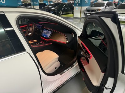 MERCEDES-BENZ E-CLASS - 7