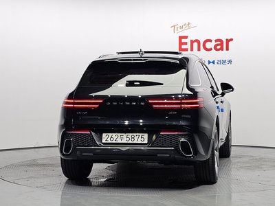 صورة 3 لـ 2023 Genesis GV70