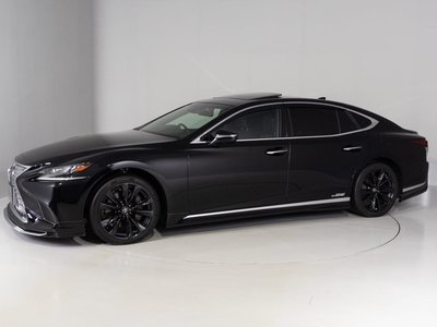 2017 Lexus LS — миниатюра 17