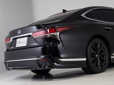 2017 Lexus LS — миниатюра 23