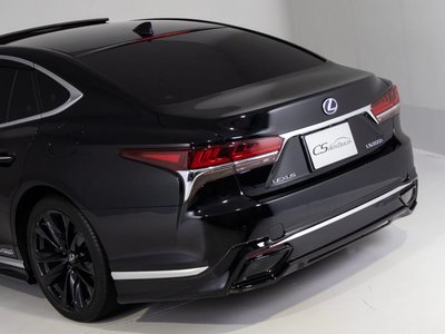 2017 Lexus LS — миниатюра 24