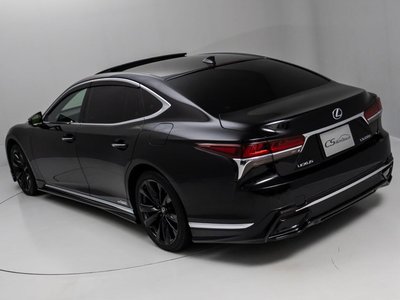 2017 Lexus LS — миниатюра 29