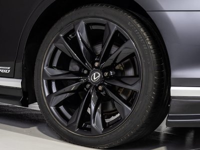 2017 Lexus LS — миниатюра 32