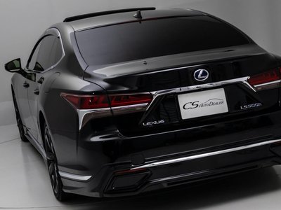 2017 Lexus LS — миниатюра 27