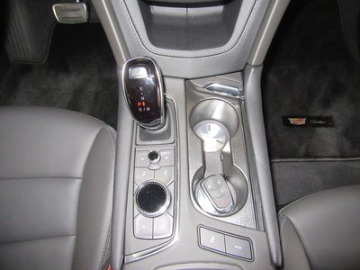 2025 Cadillac XT5 照片 14
