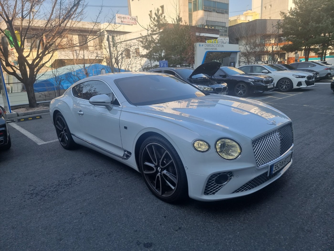 BENTLEY CONTINENTAL - View 1