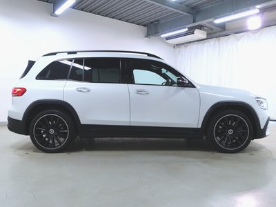 MERCEDES-BENZ GLB - 8