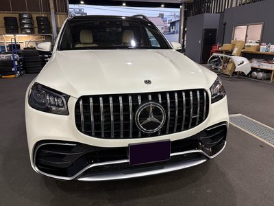 MERCEDES-BENZ GLS AMG - 3