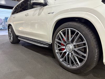 MERCEDES-BENZ GLS AMG - 9